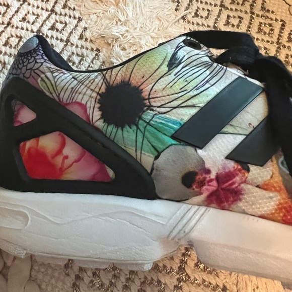 Wow Adidas ZX Flux women’s size 7.5 - Picture 7 of 10